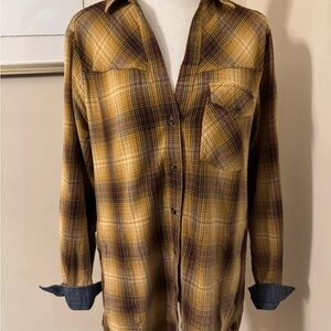 Tasha Polizzi Plaid Button-Up Tunic. Beautiful and classic style. Sz L